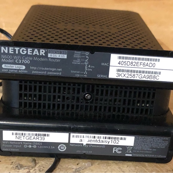 Netgear C3700V2 N600 WiFi Cable Modem Router 8x4 Download speeds - Picture 15 of 15